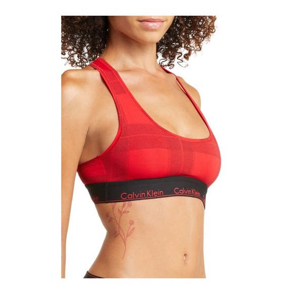 Calvin Klein Modern Cotton Unlined Bralette and Underwear Set Size: Medium - Picture 7 of 11